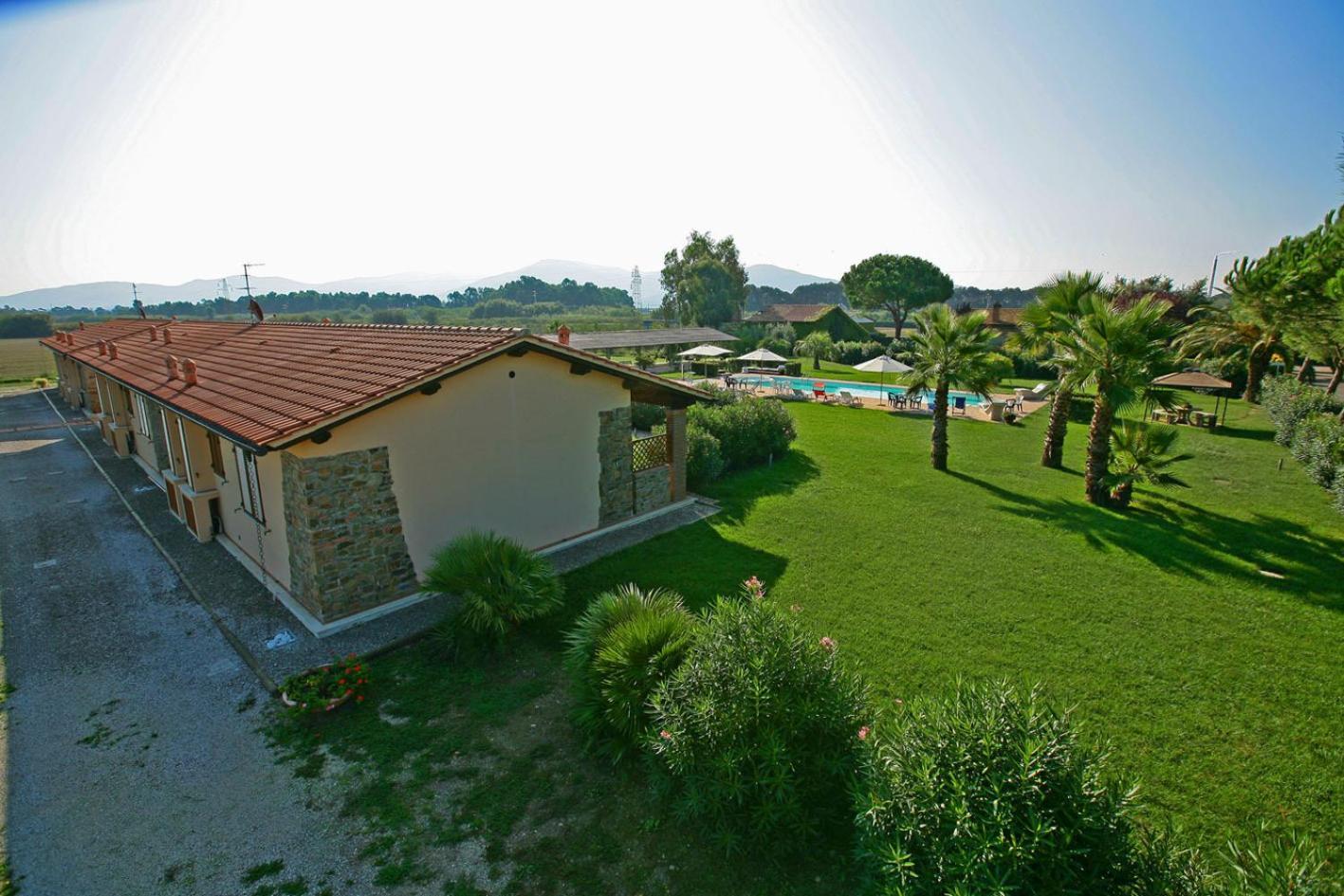 Agriturismo Cannavota Фоллоніка Екстер'єр фото